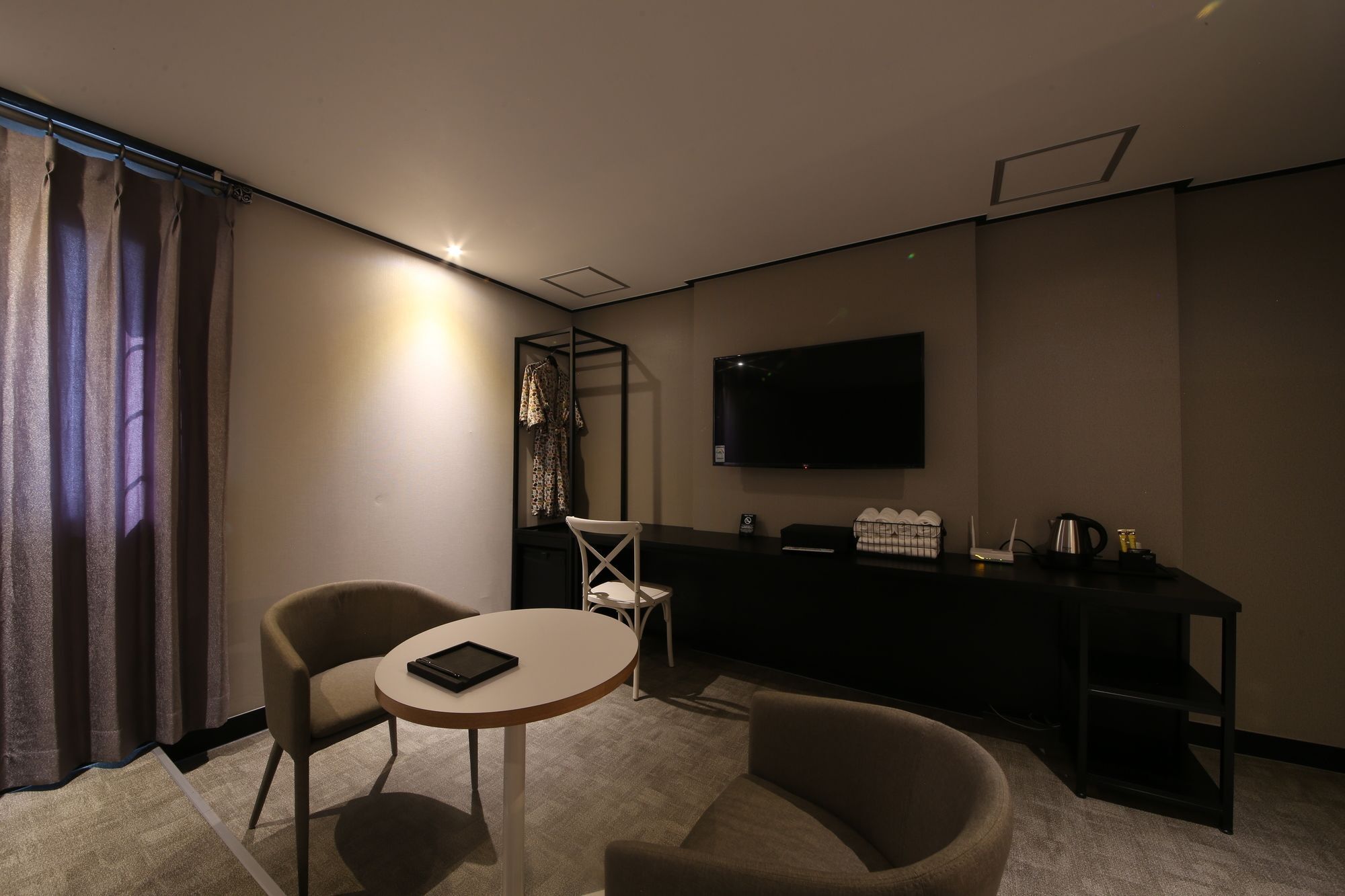 Almond Hotel Gupo Station Busan Exterior foto